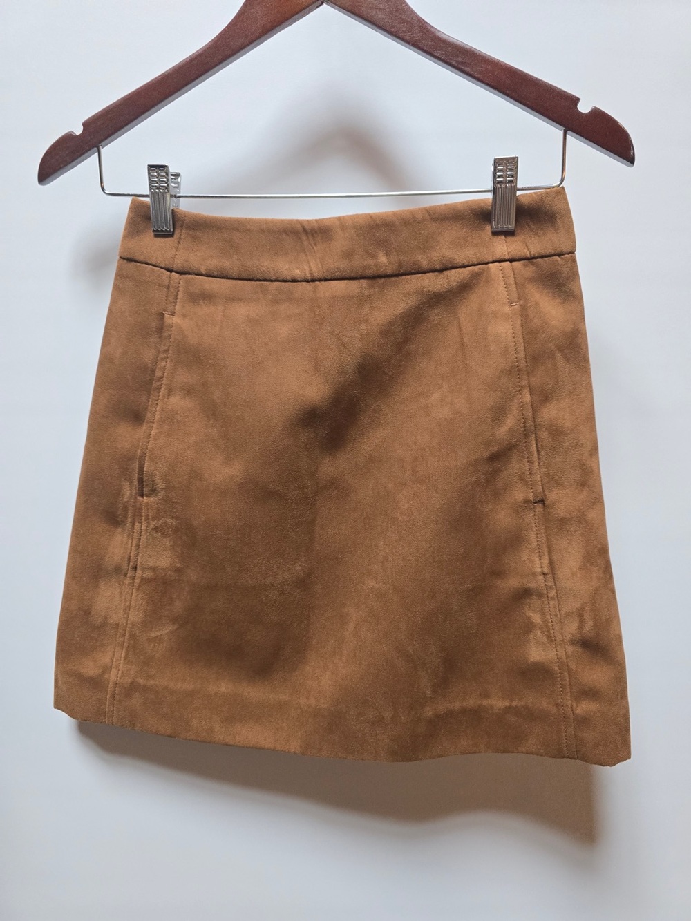 Like New - J. Crew Tan Suede Mini Skirt - 00